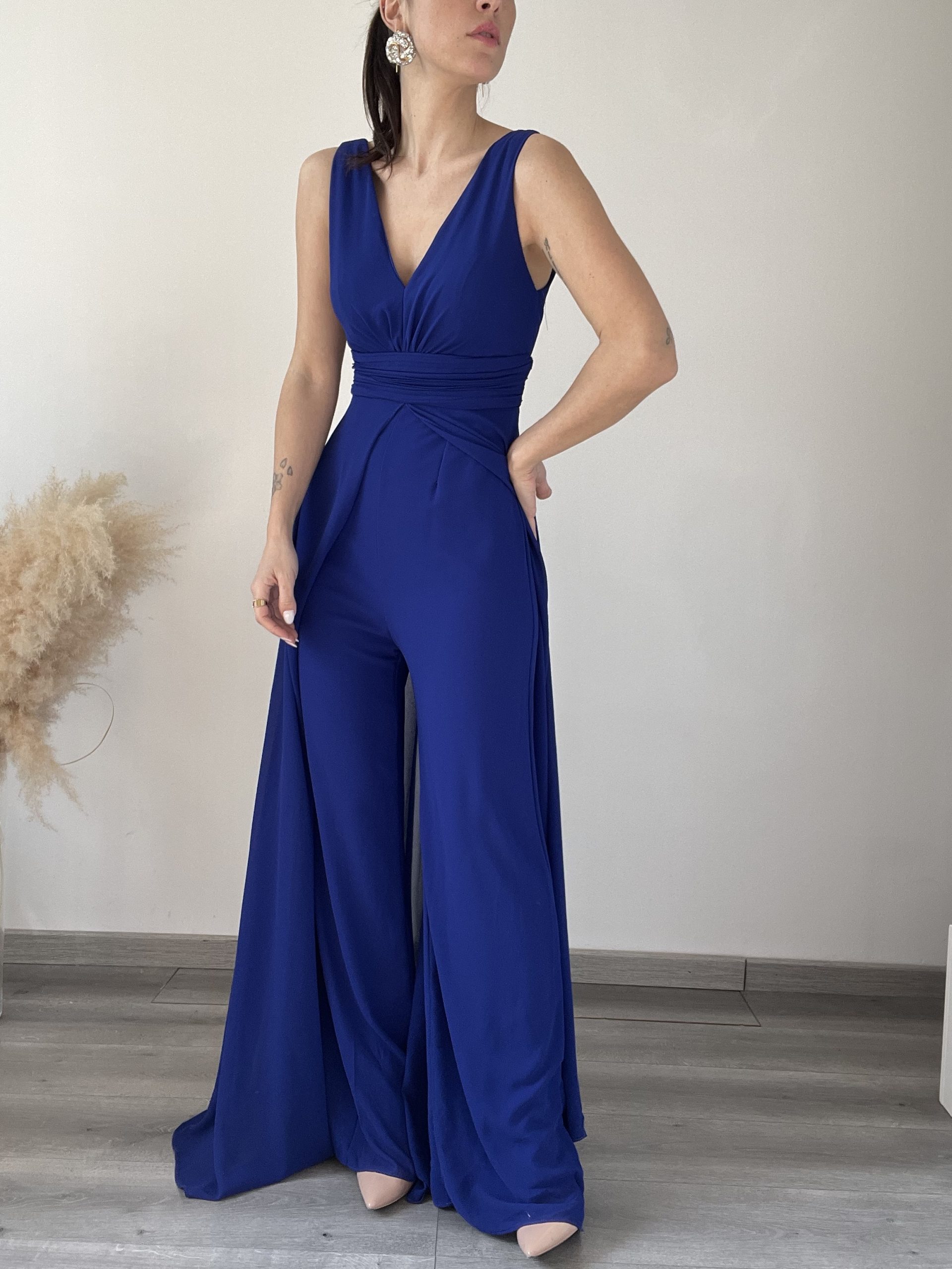 E6725EE8-B19F-488C-AA85-9481A06DE09E