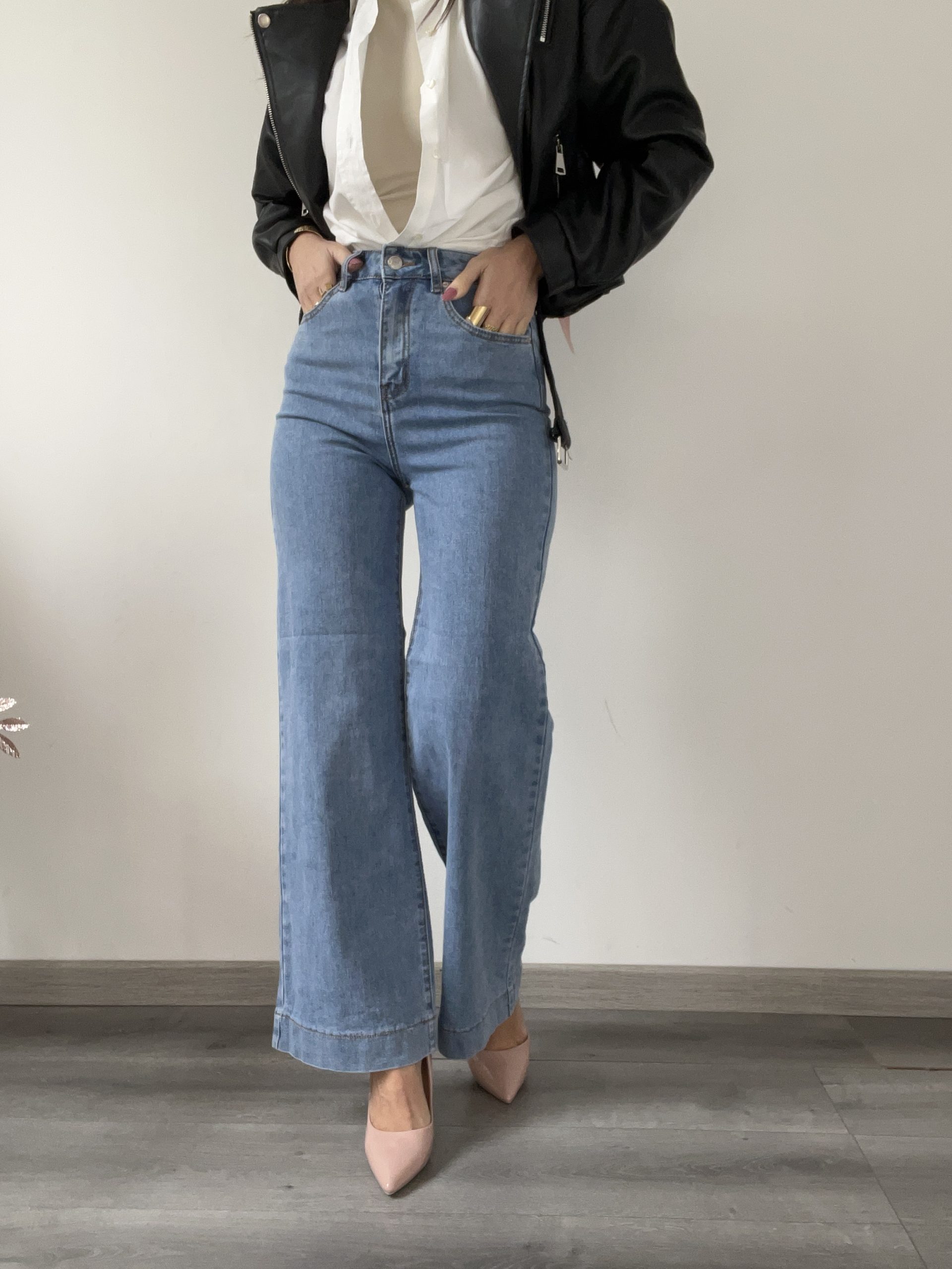 jeans a gamba larga