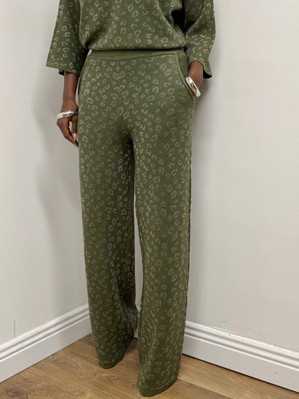 photo_2025-10-23_10-55-22 (2)