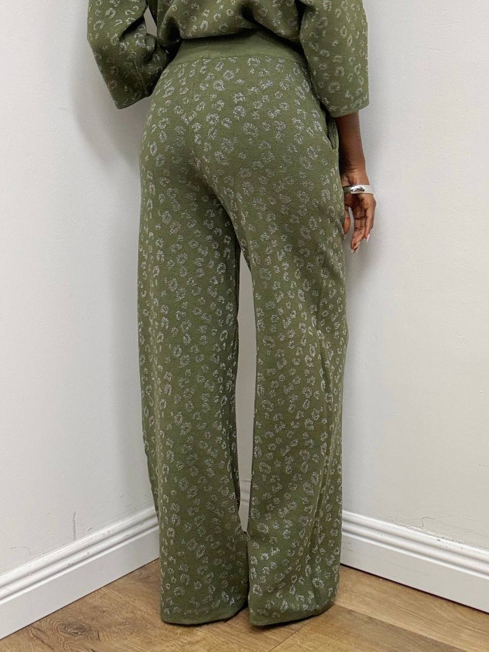 photo_2025-10-23_10-55-23