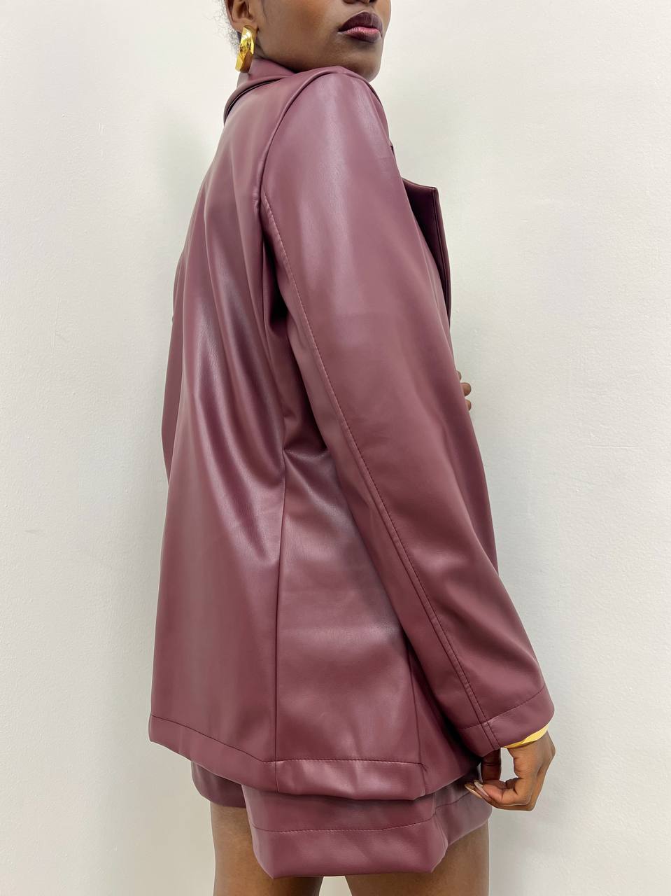 photo_2025-11-11_16-10-26